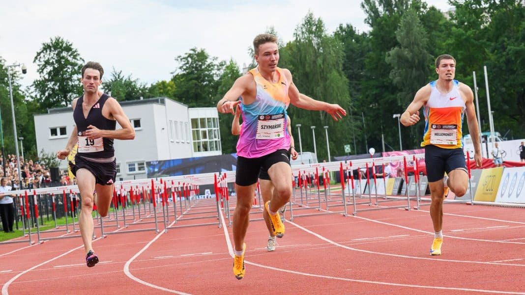 Biegacze na stadionie podczas Memoriału Zbigniewa Ludwichowskiego w Kortowie.