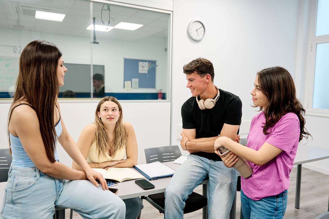 dla-kogo-studia-z-psychologii-sprawdz-3-wazne-predyspozycje (2).jpg